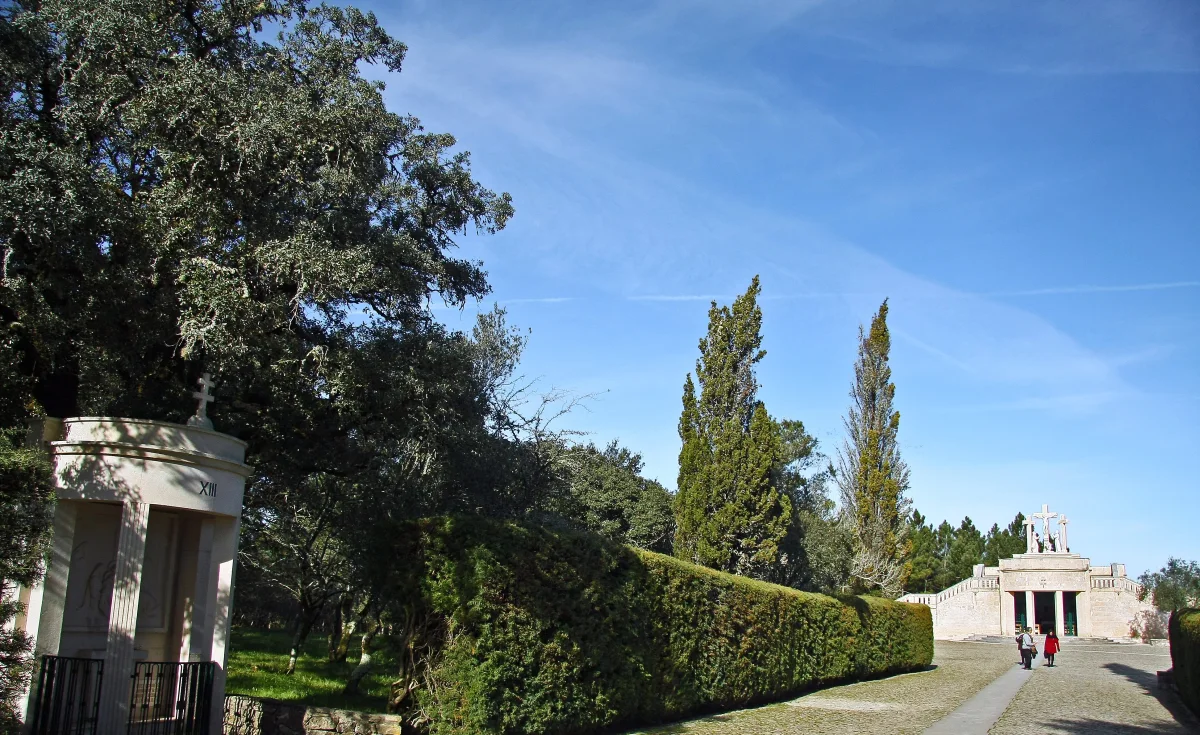 The Via Sacra at Valinhos near Fátima, with a small station chapel and the Hungarian Calvary in the distance.